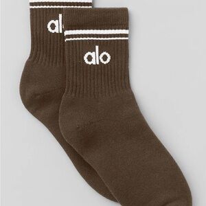 ALO Yoga Dark Brown Athletic Socks